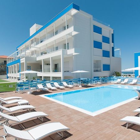 Lungomare Relax Residence Misano Adriatico Buitenkant foto