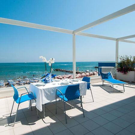Lungomare Relax Residence Misano Adriatico Buitenkant foto