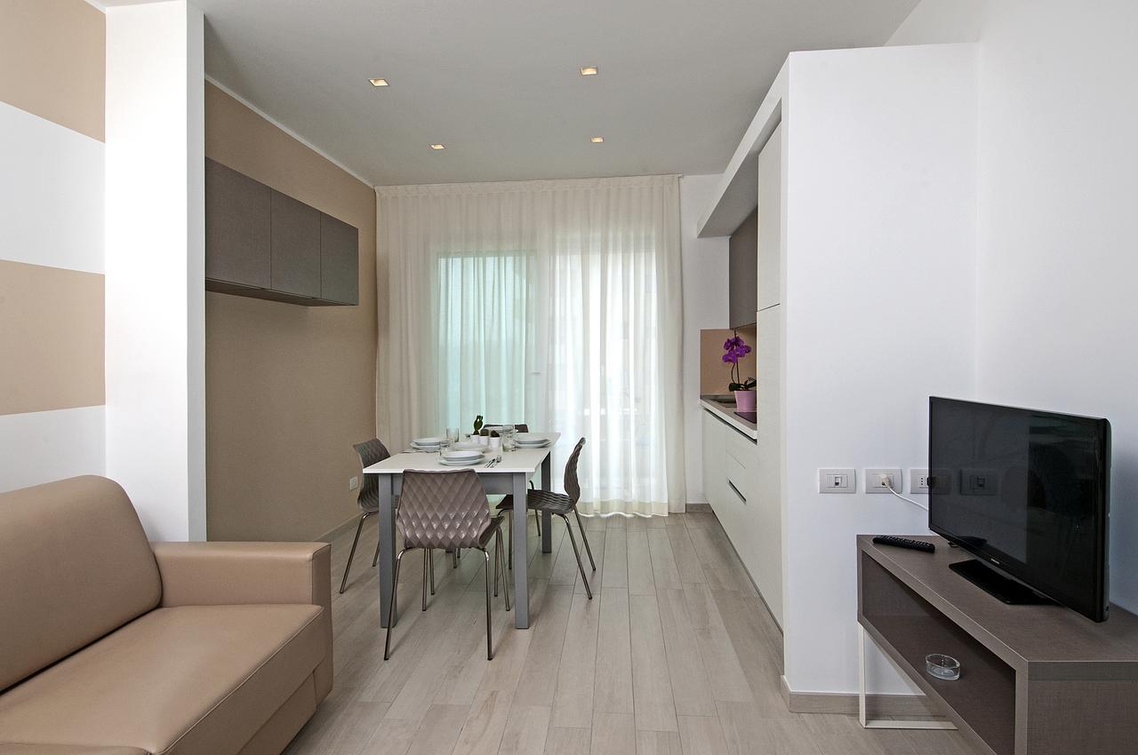 Lungomare Relax Residence Misano Adriatico Buitenkant foto