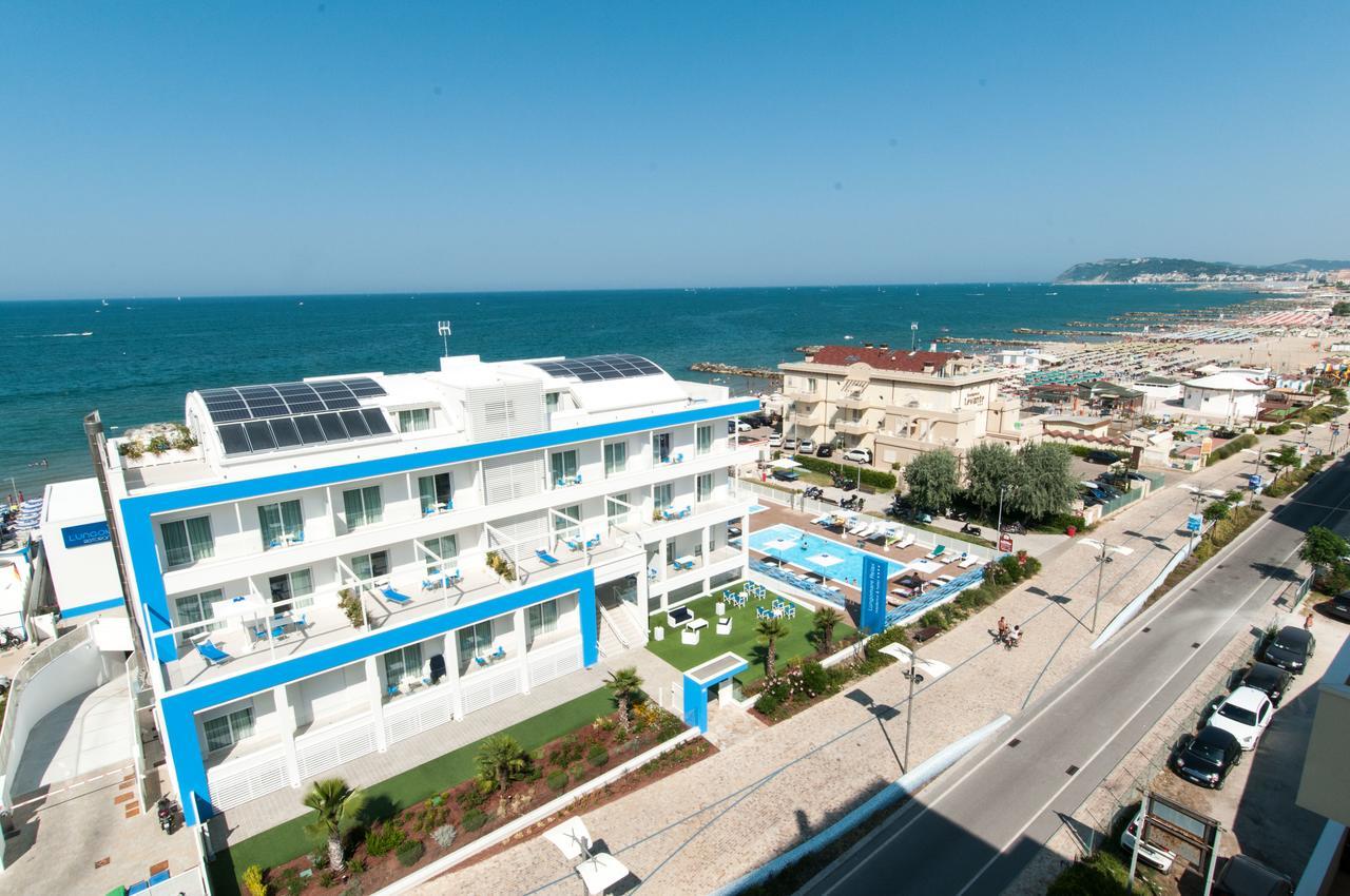 Lungomare Relax Residence Misano Adriatico Buitenkant foto